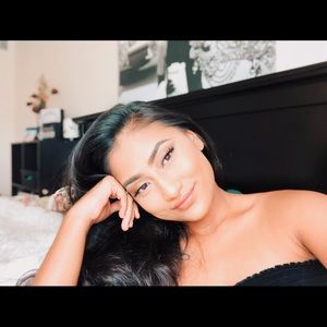 Meet your Posher, Aidah